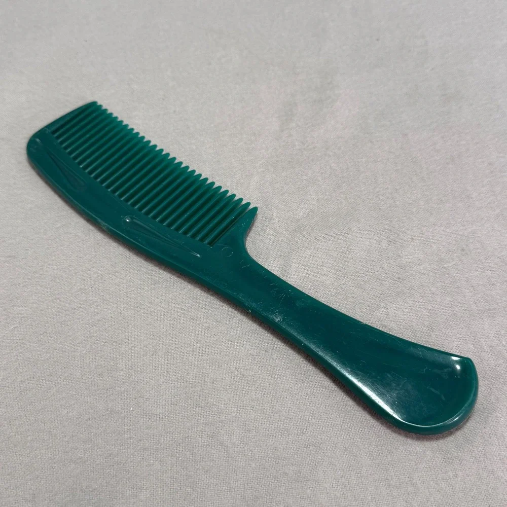 VTG Hair Comb Lot of 4 Genuine Ace Hard Rubber Comare 501 Celcon, Goody Wilhold